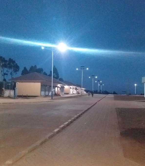 汉寿县非洲科特迪瓦太阳能路灯工程